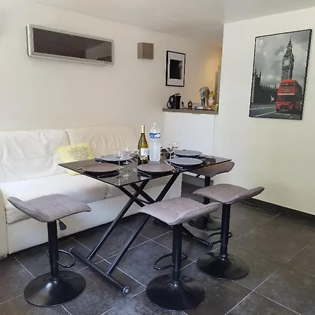 Apartment Cannes Guest House *