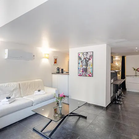 Cannes Guest House شقة كان